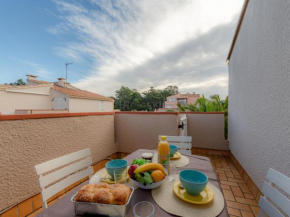 Apartment Les Casellas by Interhome